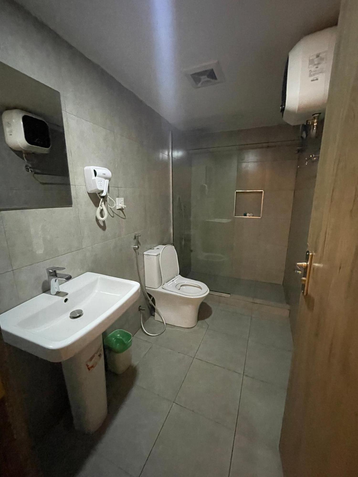 Swiss Pearl Continental Suite Wupa Exteriör bild