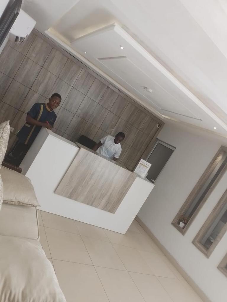 Swiss Pearl Continental Suite Wupa Exteriör bild